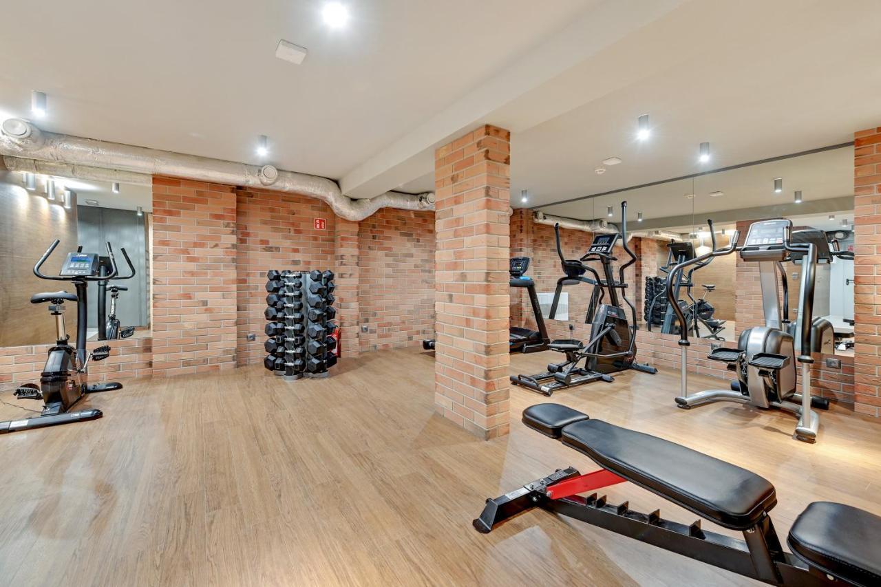 City Center Garden Gates Apartments & Free Parking By Downtown Apartments 格但斯克 外观 照片